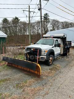 2013 Ford F-550 Dump Truck with 9 Plow- LOW MILES