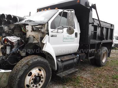 2011 Ford F-750 Dump Truck