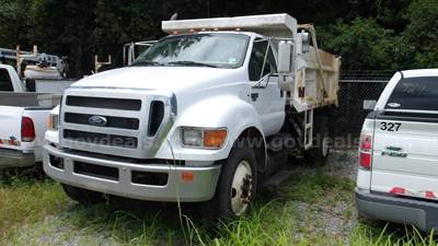 2009 Ford F-750 Dump Truck