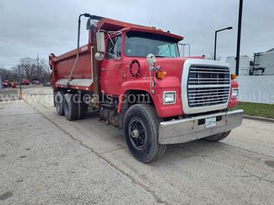 1989 Ford L8000 6 Wheel Dump Truck