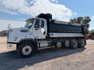 2017 Freightliner 108SD Dump Truck