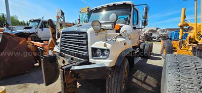 2016 Freightliner 114SD Dump Truck