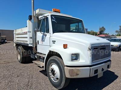 2002 Freightliner FL70 Dump Truck
