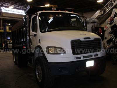 2007 Freightliner M2 106