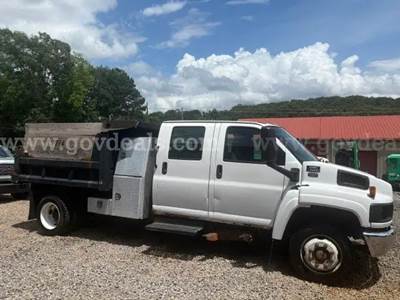 2009 GMC C5500 Dump Truck
