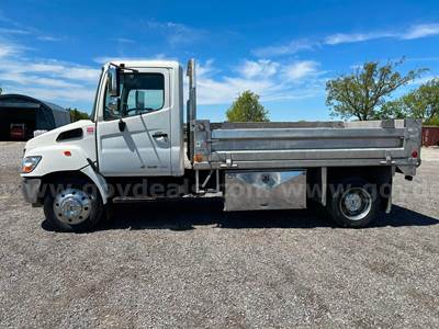Nice 2010 Hino 185 Eloquip aluminum Dump with fold down sides, air ride equipped