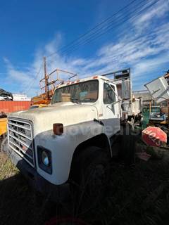 1988 International S1600 (S/A, T/A or Tri/A) Dump Truck