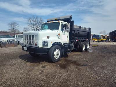 2002 International 2654 6 Wheel Dump Truck