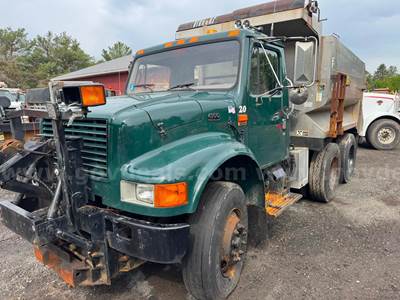 2002 International 4900 Tandem Stainless Dump SEE ViDEO