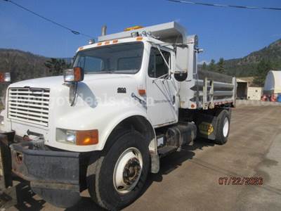 1998 International Plow/Dump Truck