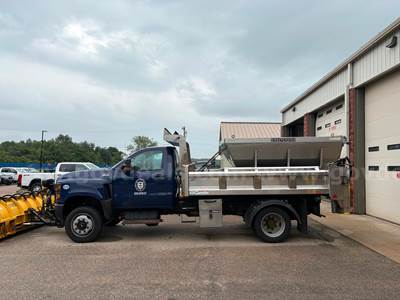 2020 International CV515 Dump
