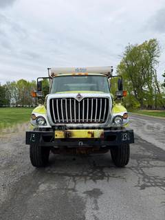 2013 international dump truck