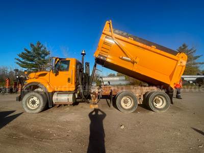 2009 International WorkStar 7600 Dump Truck
