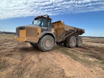 2021 John Deere 410E Articulating Dump Truck