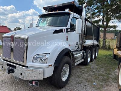2025 Kenworth T880 Dump Truck