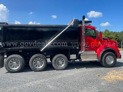 2026 Kenworth T880 Dump Truck