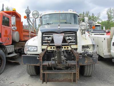 2015 Mack GU713
