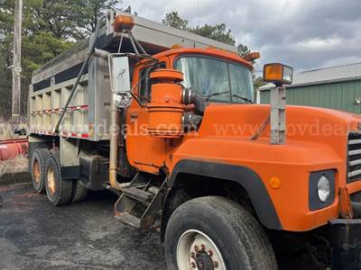 1996 Mack RD688S