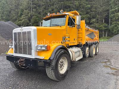 1998 Peterbilt 378 Dump Truck