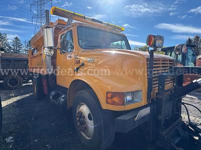 2002 International 4900 Dump Truck Plow/salter attached Video