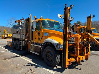 2013 Mack GU713 Dump Trucks