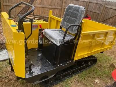 Crawler dumper with seat max load 3300 lbs NEW