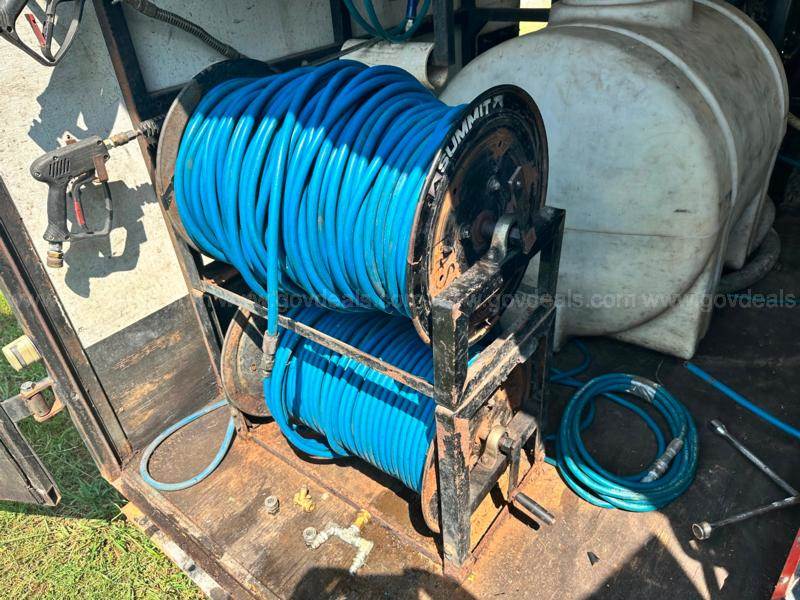 Enclosed Cargo Trailer with Hot Water Washers For Sale Ranburne, AL