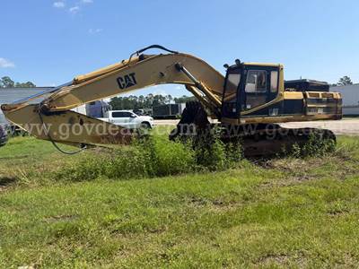 CAT 330L excavator
