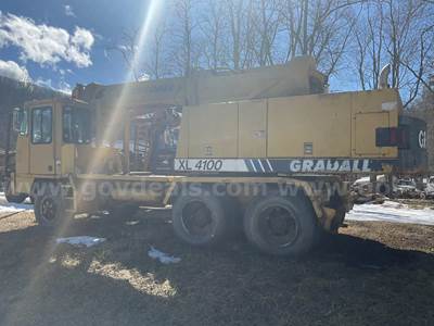 Gradall XL 4100 Telescopic Excavator, Cummins Diesel, Rubber Tire