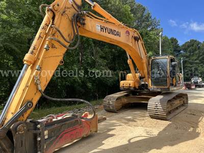 2015 Hyundai Robex 300LC-9A Hydraulic Excavator