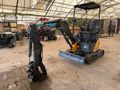 2012 John Deere 17D