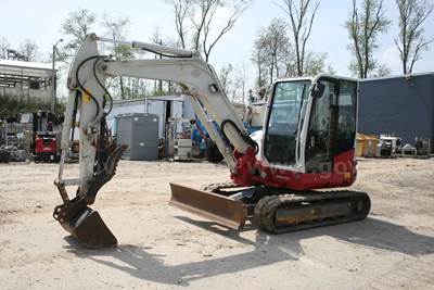 2015 Takeuchi TB260CR Hydraulic Excavator