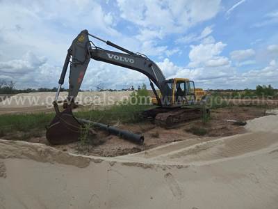 2002 Volvo EC290B LC Hydraulic Excavator-Inoperable