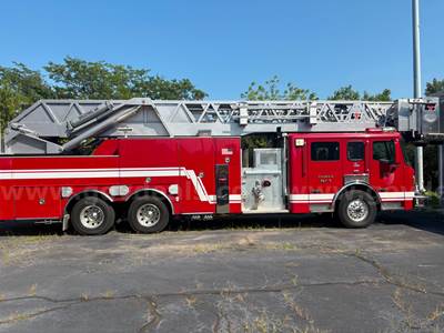 2005 American LaFrance Fire Truck