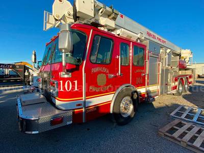 2000 E-One BRONTO RLP Fire Truck
