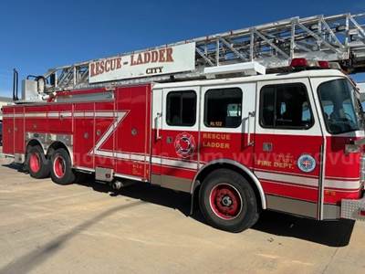 2005 E-One CYCLONE II Fire Truck