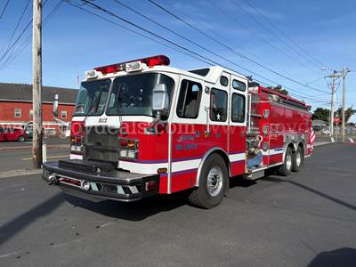 2004 E-One TRUCK Fire Truck