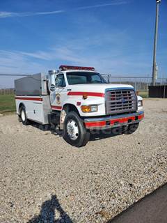 1996 Ford F-800 Fire Truck