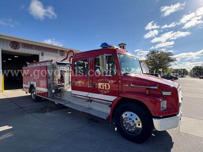 2000 Freightliner FL80 Fire Truck