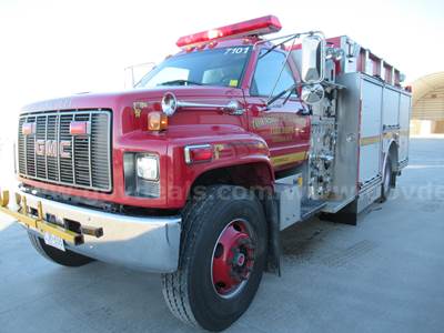 2000 GMC C7 Fire Truck