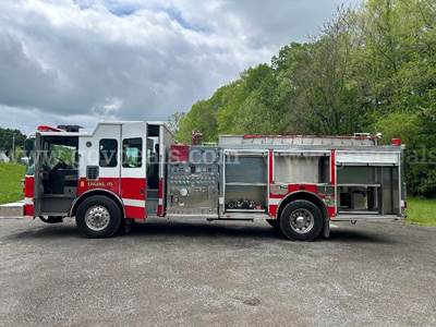2006 HME Fire Truck
