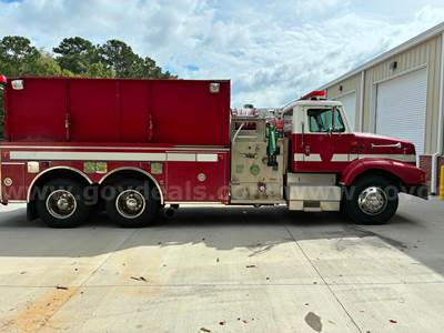 2002 International 2674 Fire Truck