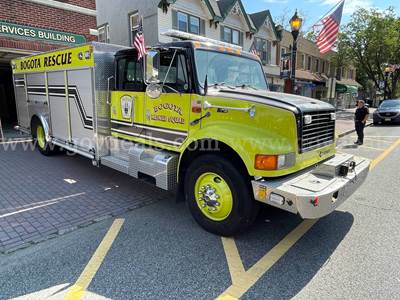 2000 International 4900 Fire Truck