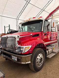 2002 International 7400 Fire Truck