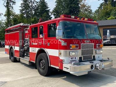 2001 Pierce Saber Fire Truck