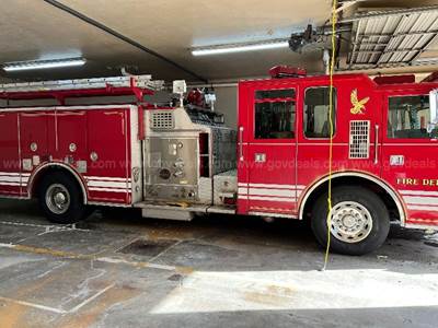 1998 Pierce Tilt Cab Fire Truck