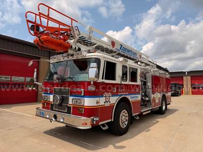 1996 Pierce Tilt Cab Fire Truck