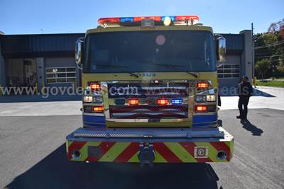 2013 ROSENBAUER COMMANDER Fire Truck