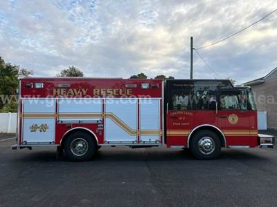 2005 Spartan Advantage Fire Truck