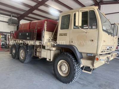 2004 Stewart & Stevenson Fire Truck